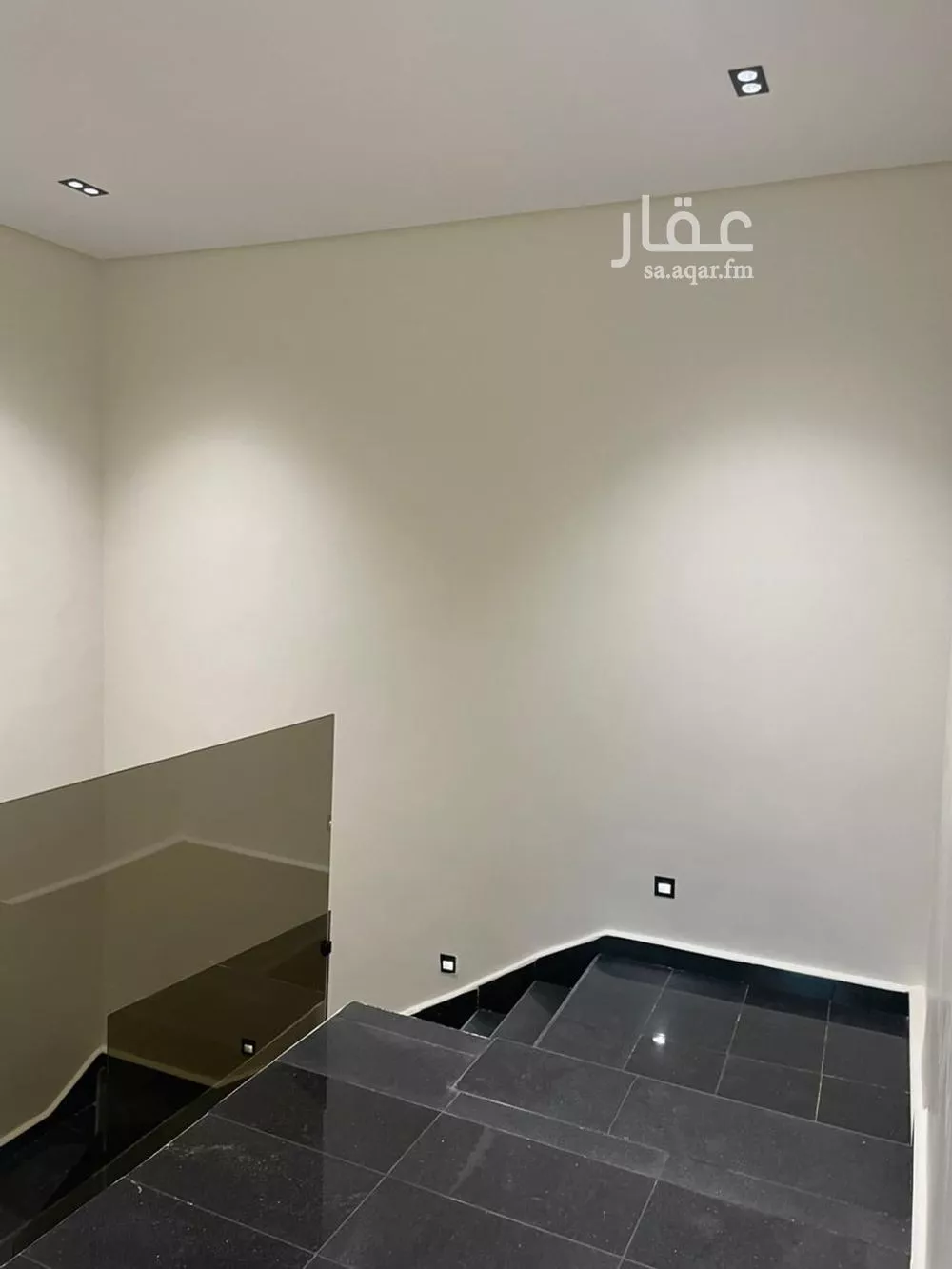 دور 3 غرف في السويدي الغربي 4