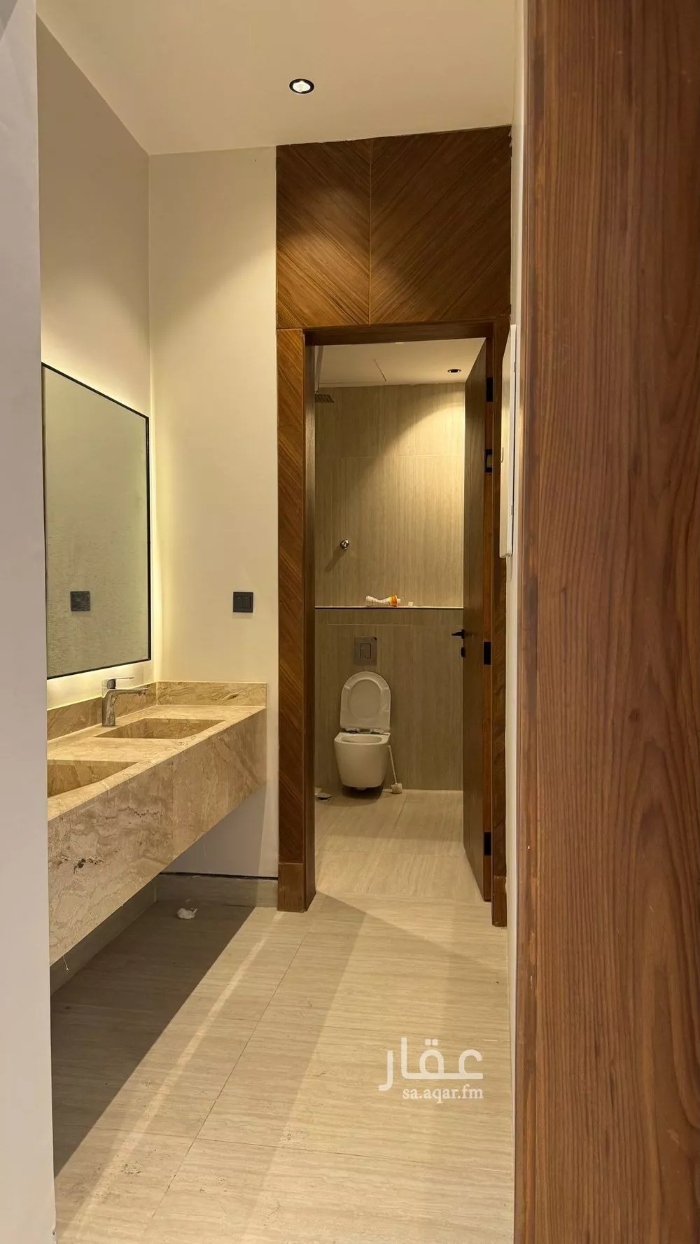 فيلا 6 غرف في المهدية 5