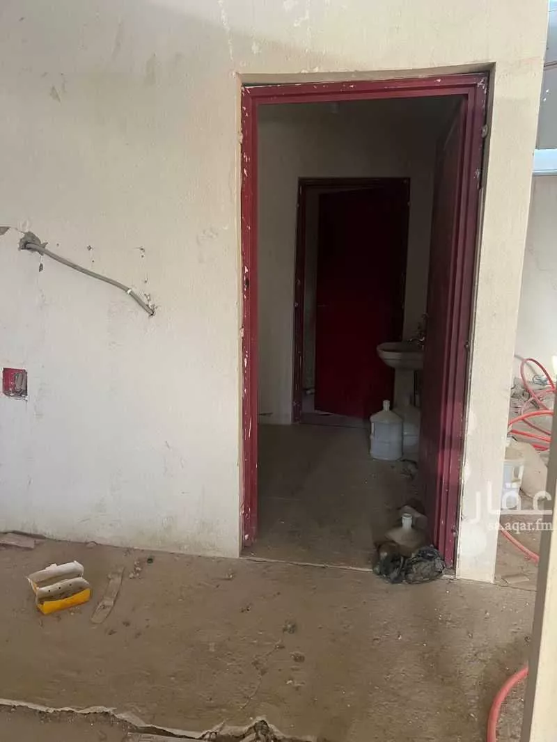 أرض 335 م² في الغنامية 4