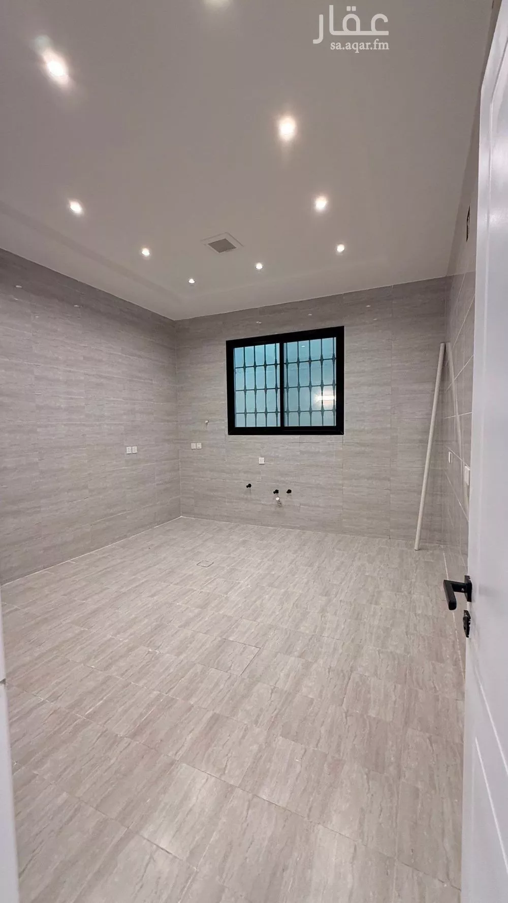 5 bedroom villa in Al Uraija Al Gharbiyah 4