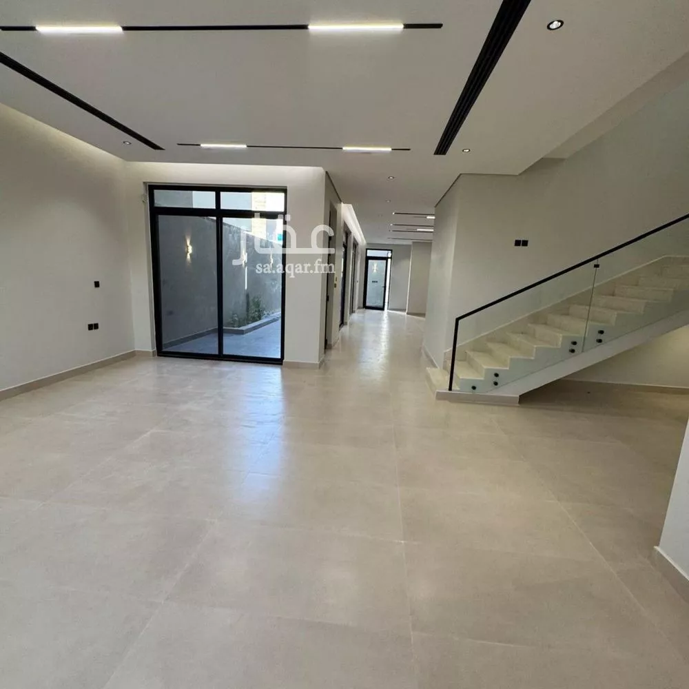 4 bedroom villa in Al Narjis 1