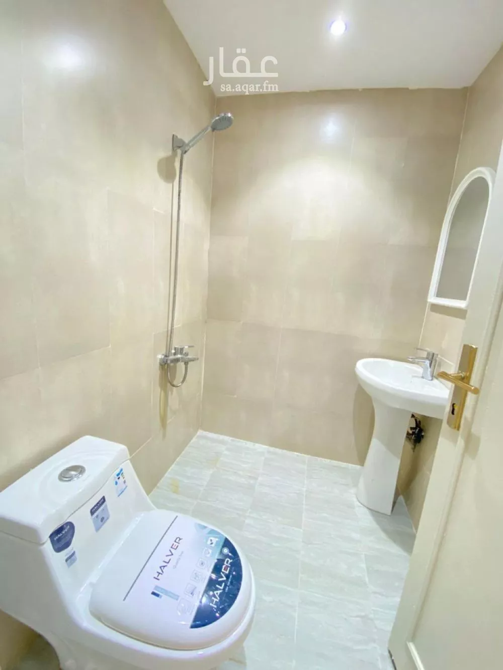 شقة 1 غرف في الوادي 4