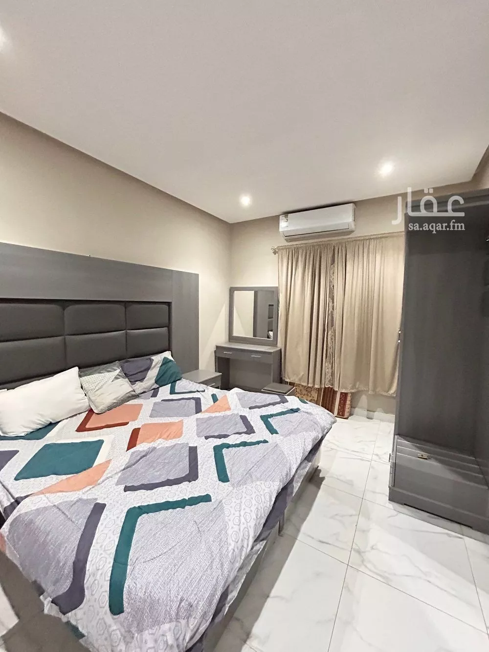 1 bedroom apartment in Al Wizarat 4