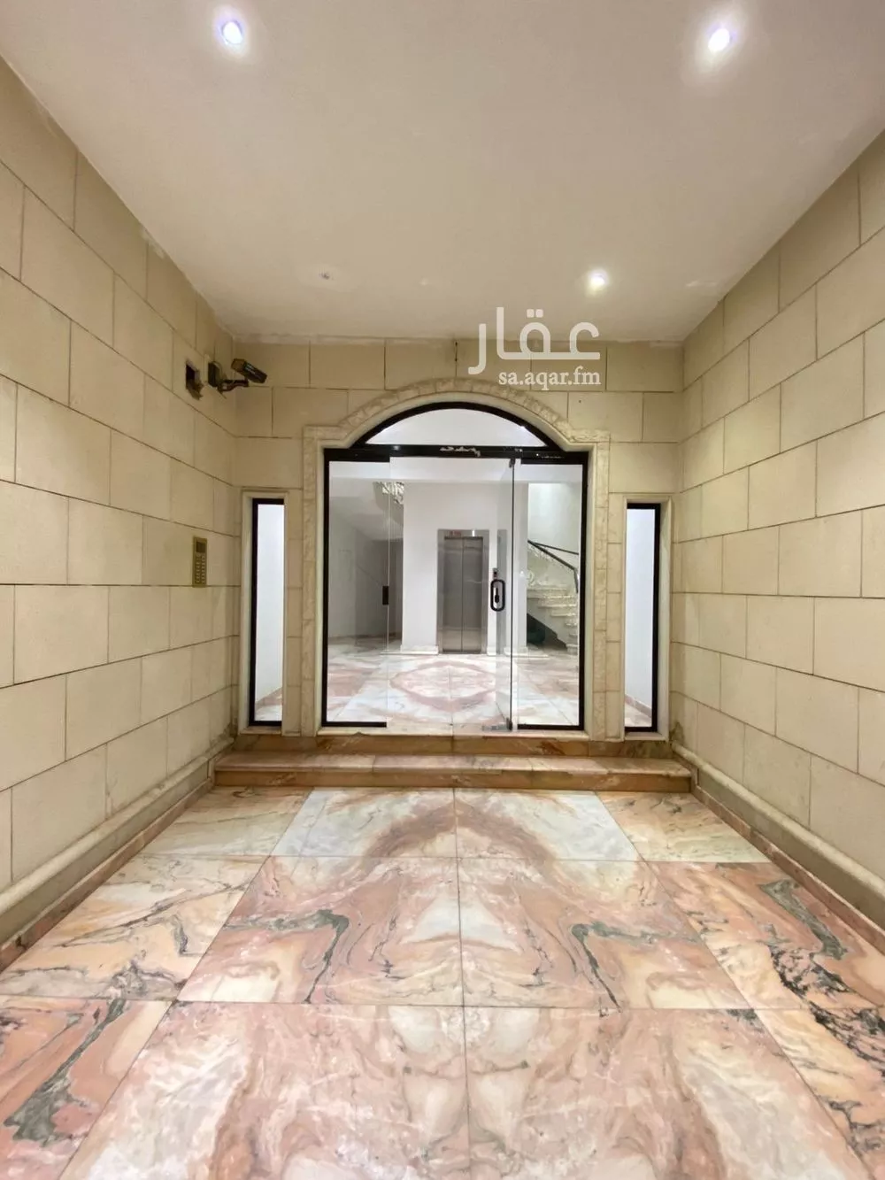 شقة 1 غرف في المغرزات 5