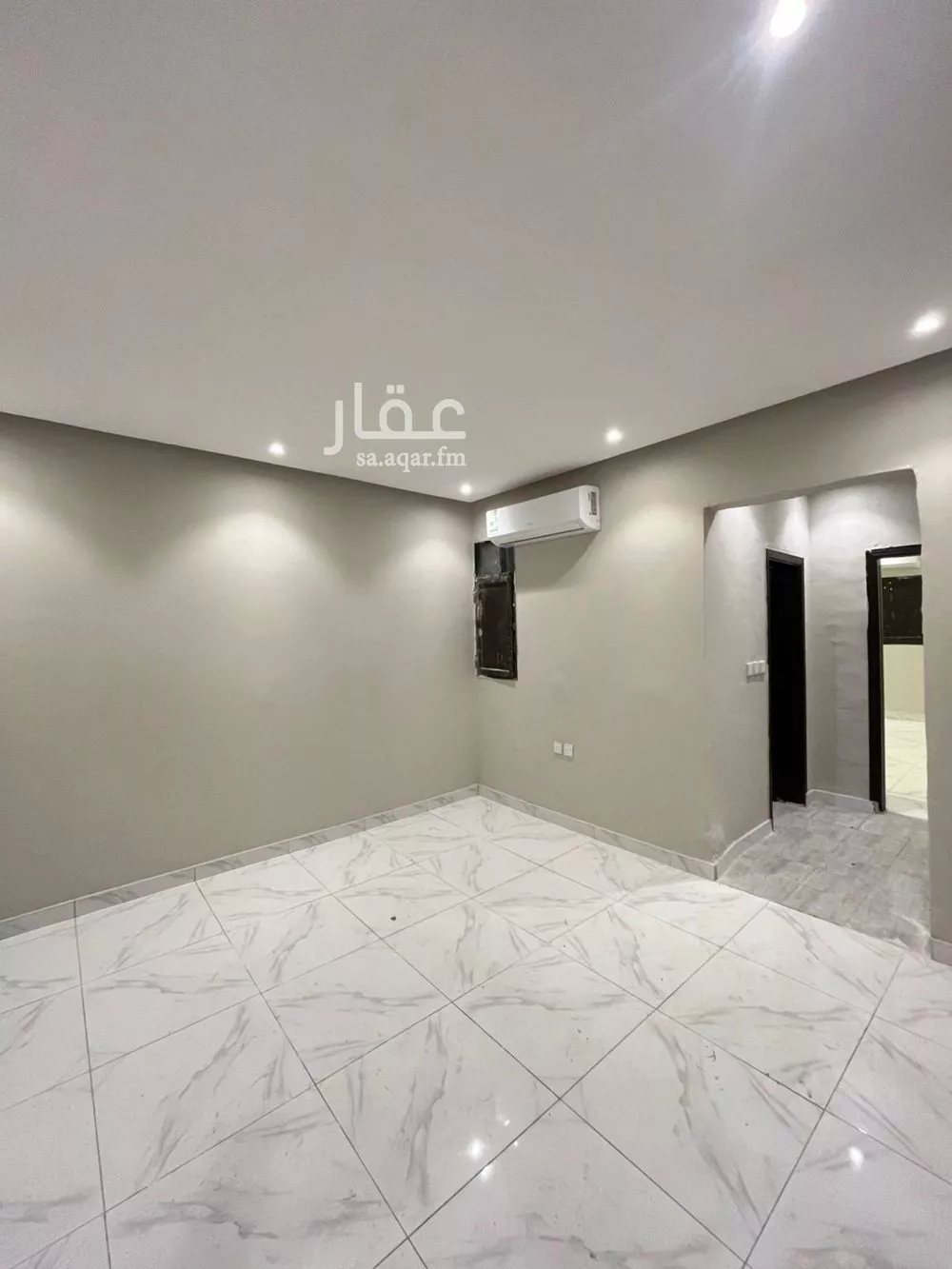 1 bedroom floor in Al Maseef 1