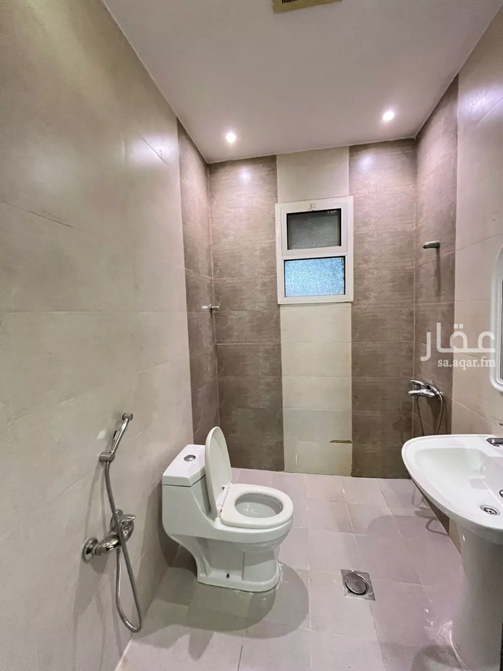 دور 3 غرف في النرجس 5