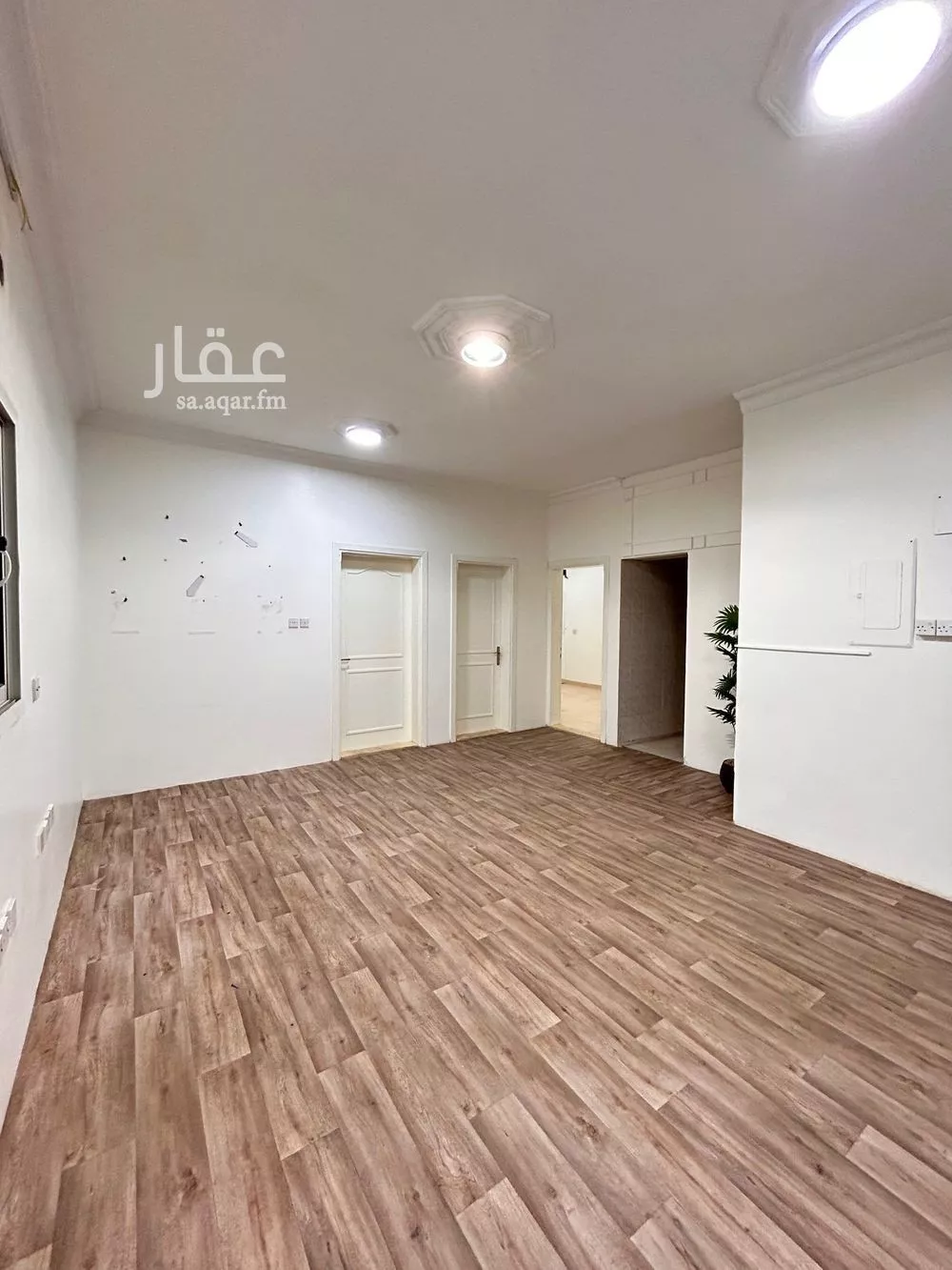 محل 80 م² في الملز 2