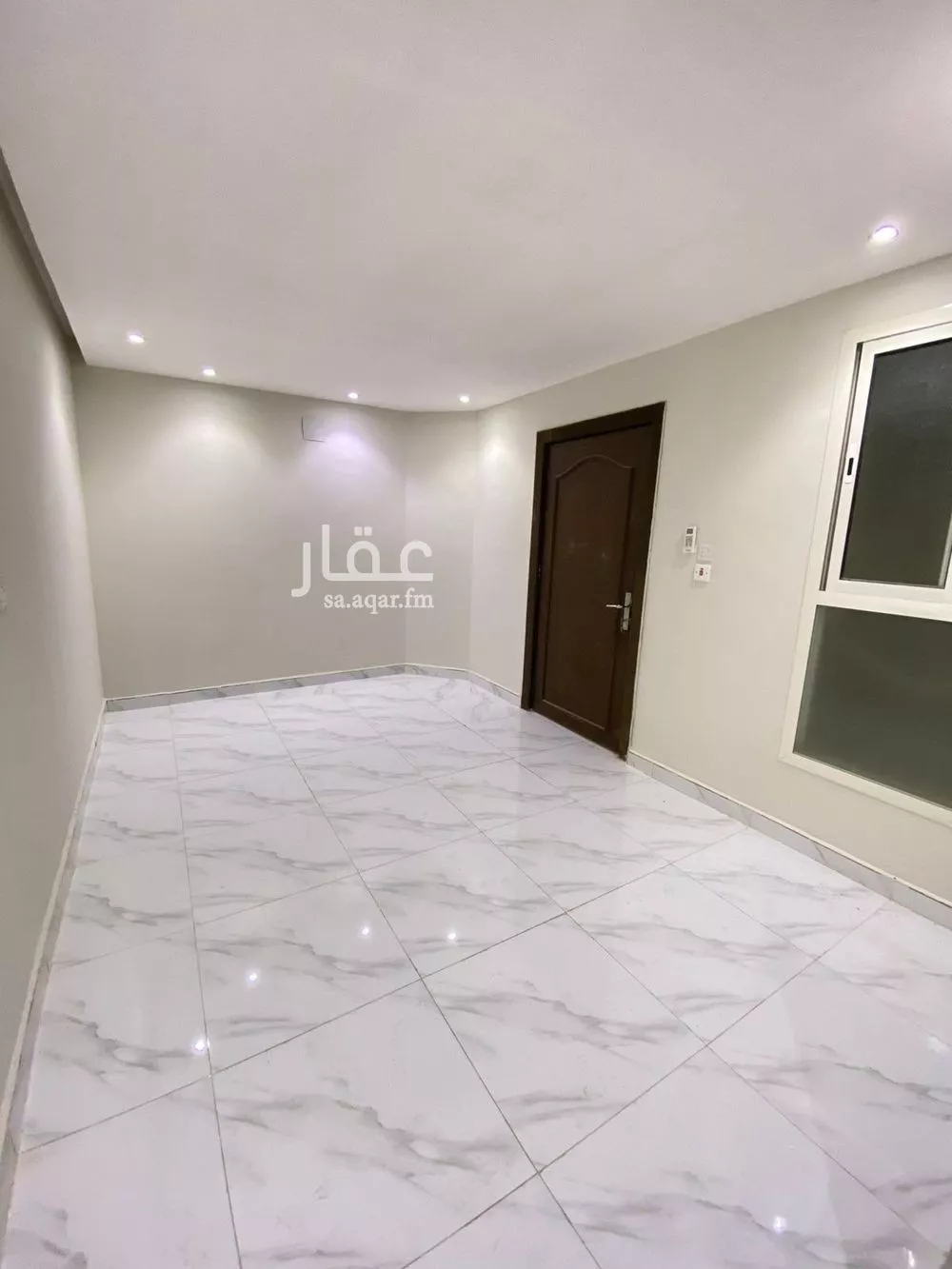 شقة 1 غرف في المغرزات 3