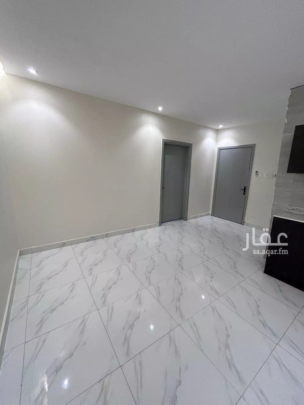 شقة 1 غرف في السويدي الغربي 5