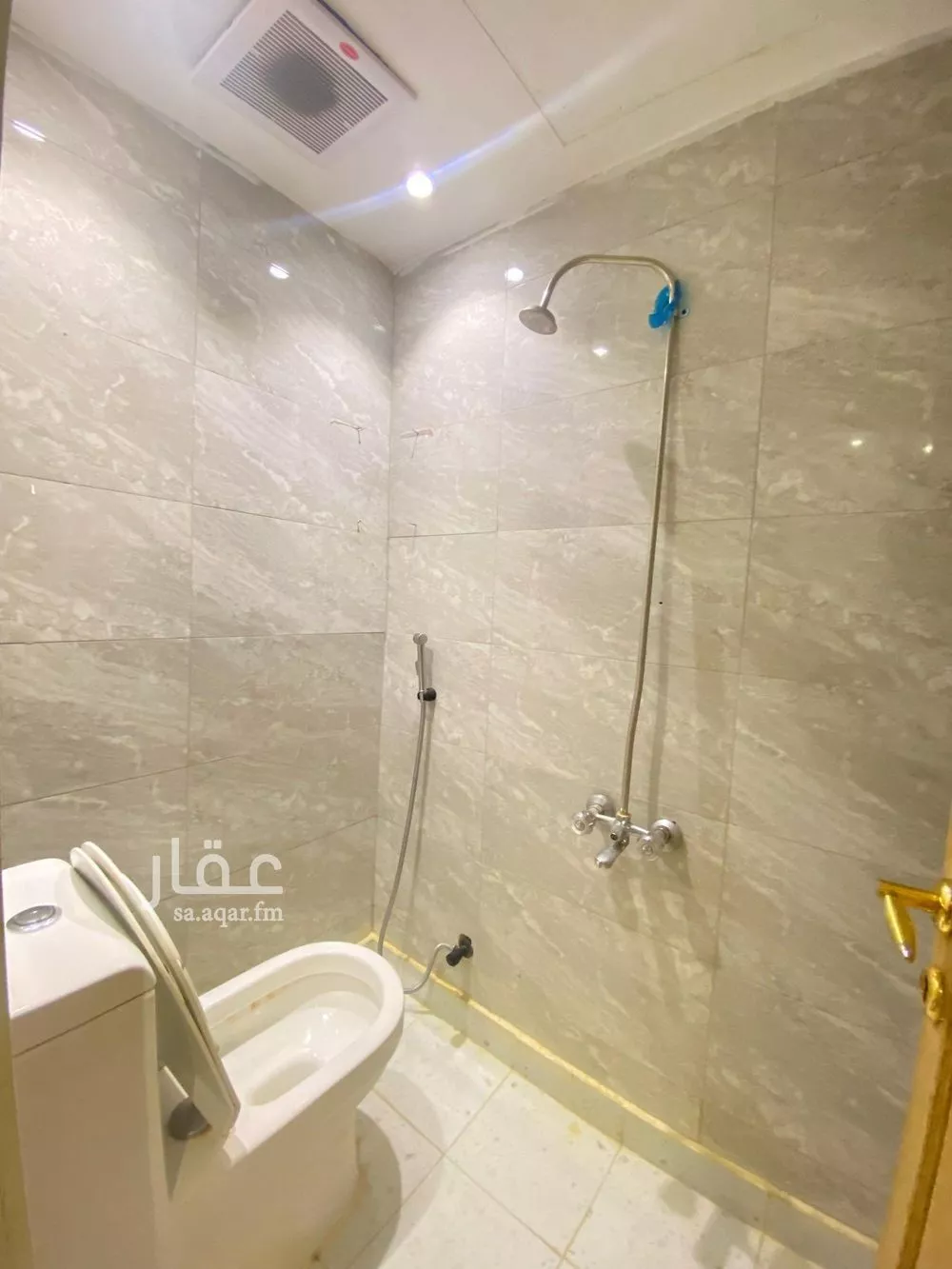 شقة 1 غرف في المغرزات 4