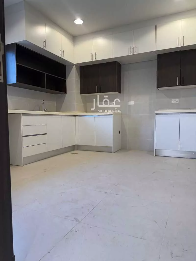 فيلا 6 غرف في الصوارى 4