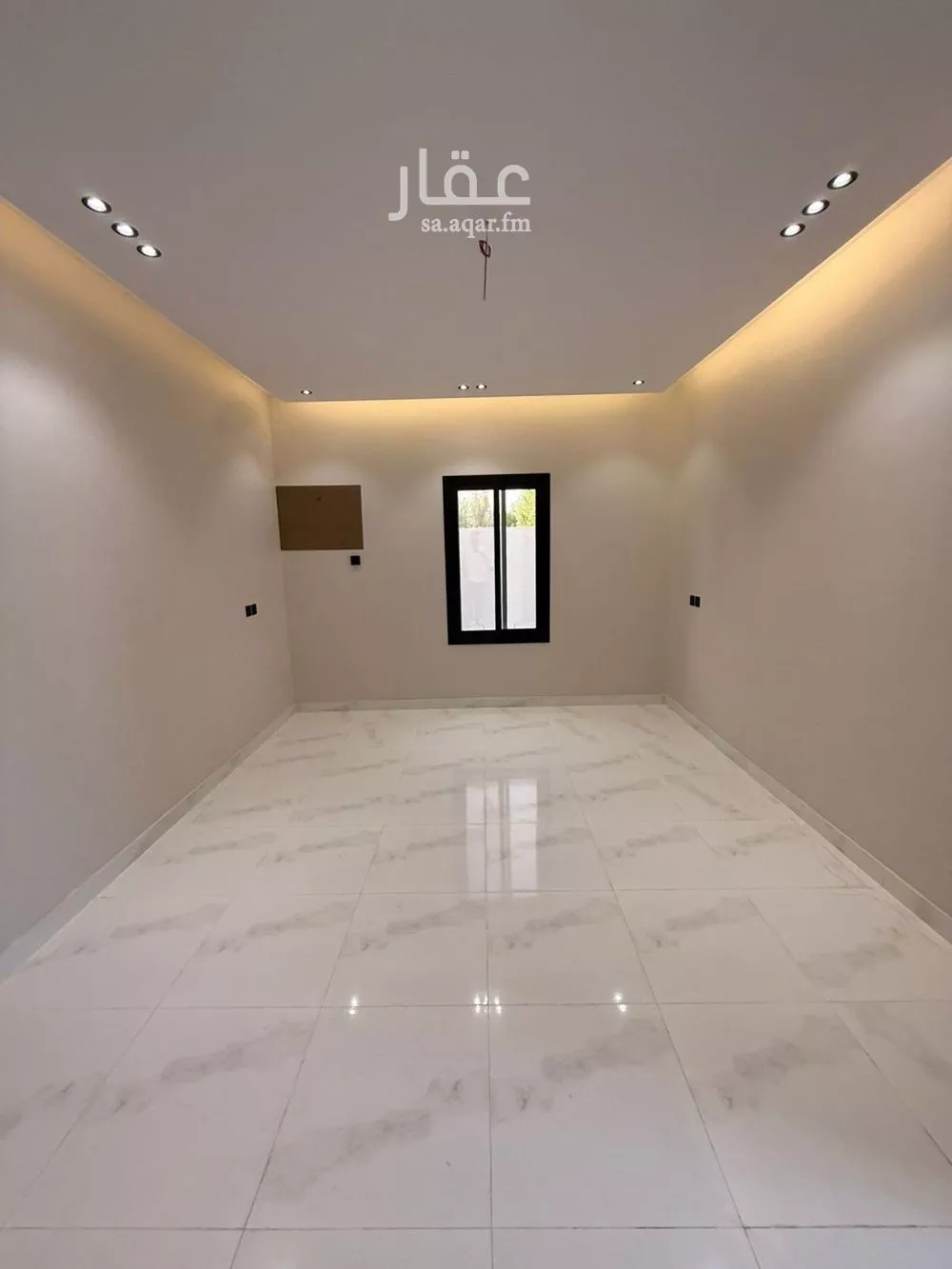 فيلا 7 غرف في القرينة 5