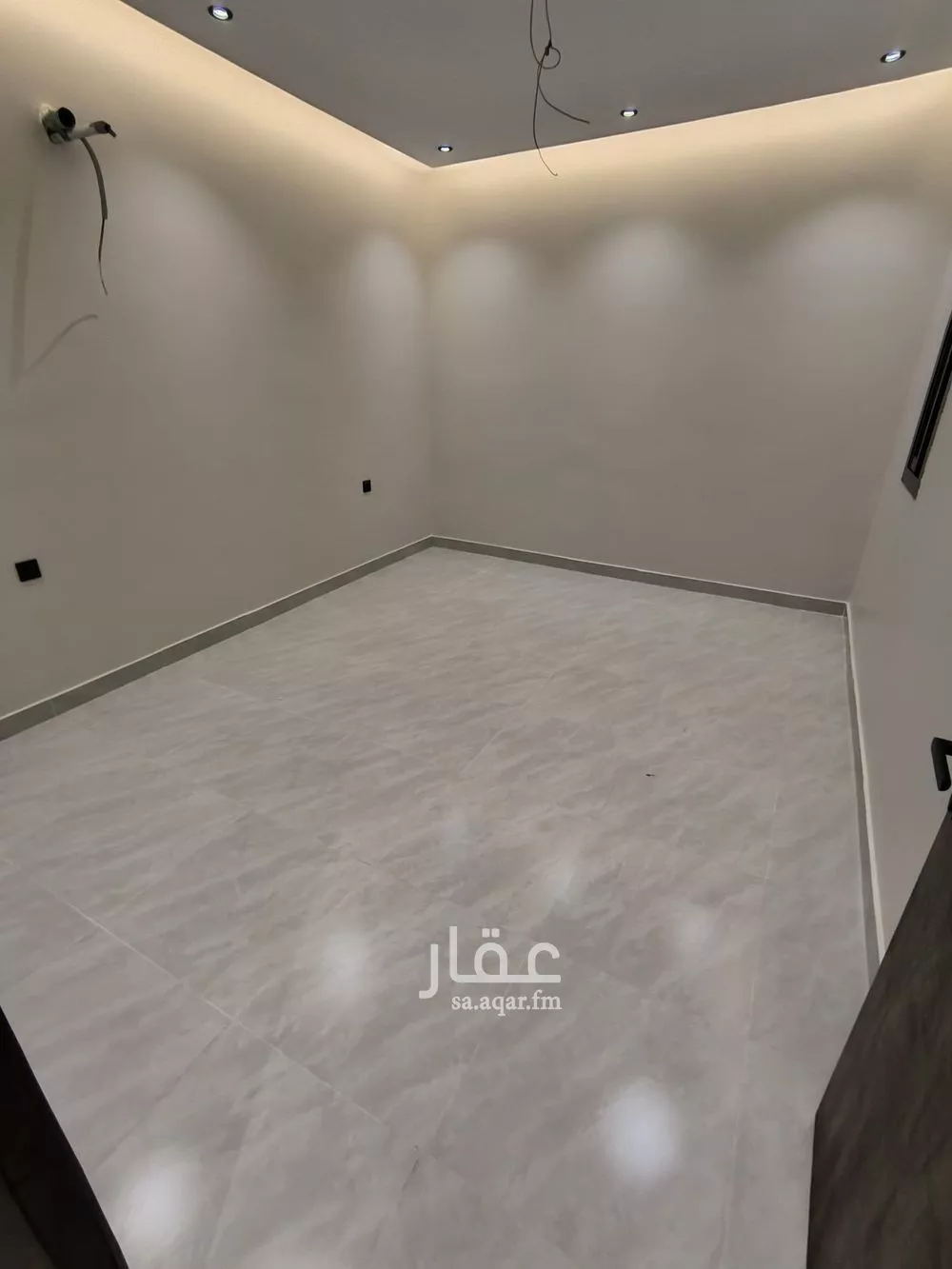 فيلا 12 غرف في الفلاح 5