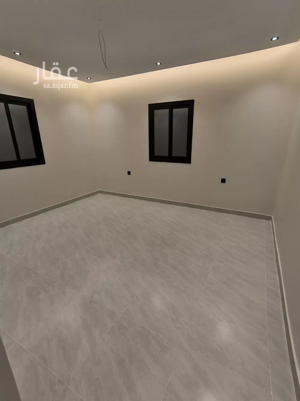 فيلا 12 غرف في الفلاح 3