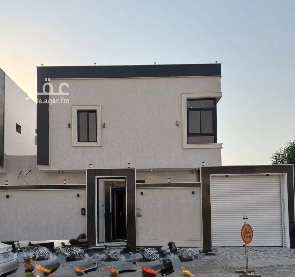 فيلا 7 غرف في القرينة 2