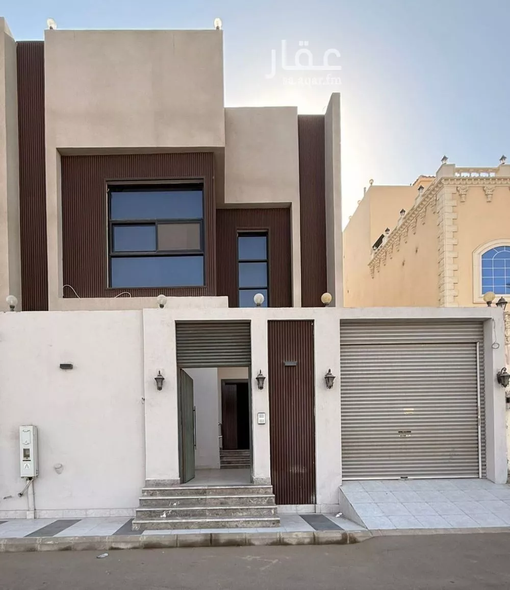 7 bedroom villa in Al Yaqout 1