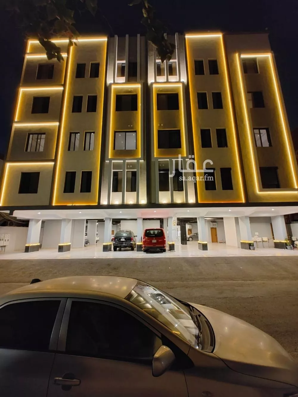 5 bedroom apartment in Al Rabwa 1
