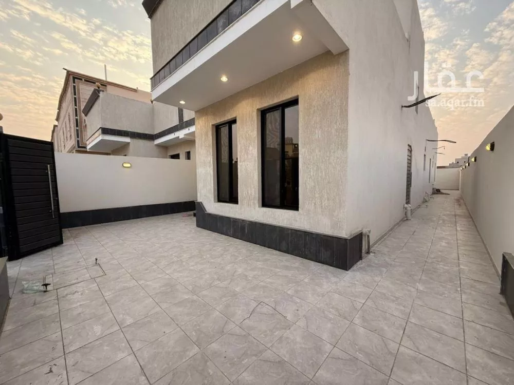4 bedroom villa in Al Furusiyah, Jeddah 5