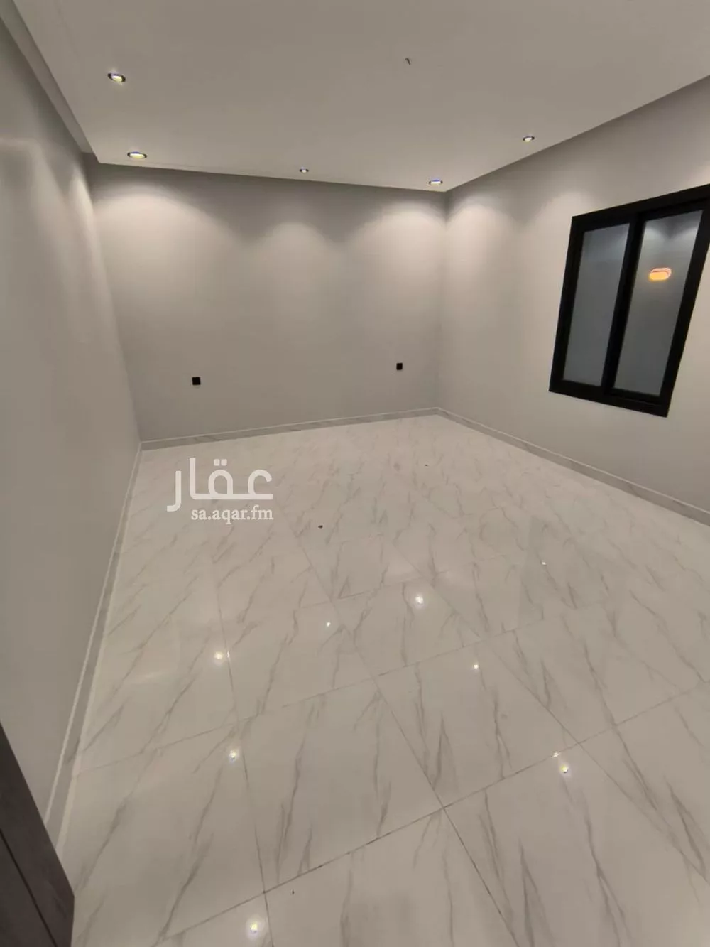 فيلا 5 غرف في الفروسية 5