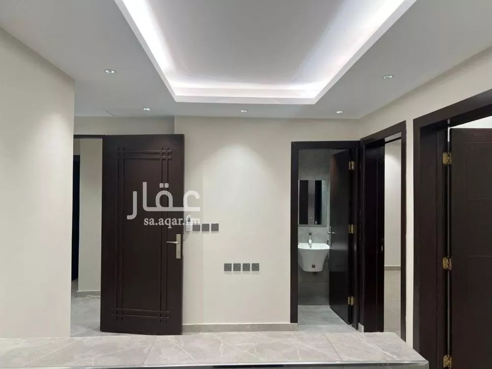 3 bedroom apartment in Al Malqa 5