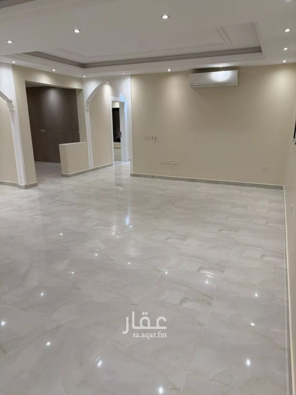 3 bedroom floor in Al Yasmin 5