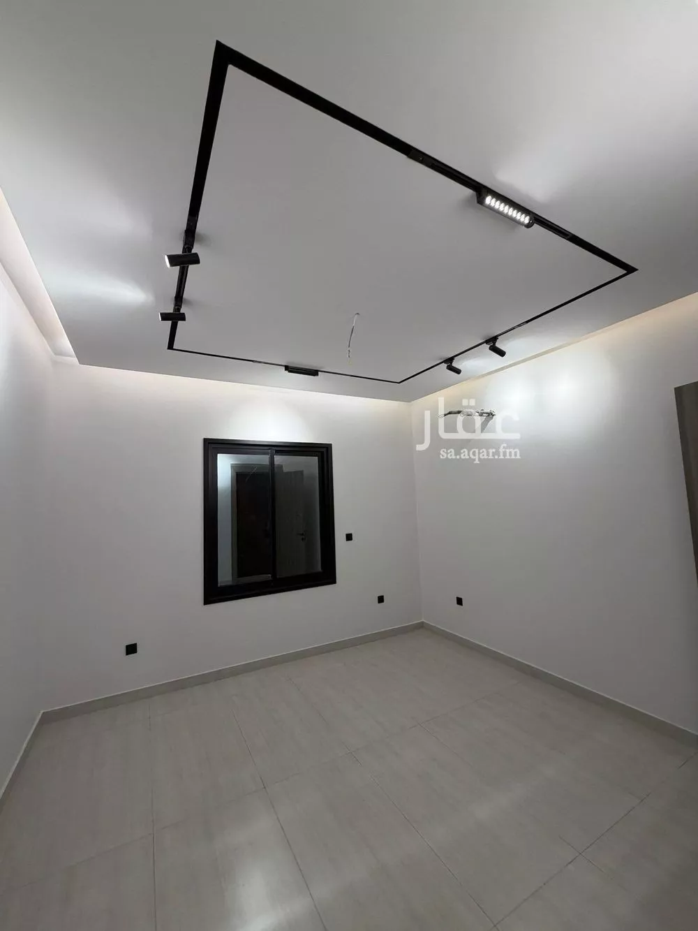 شقة 3 غرف في النزهة 2