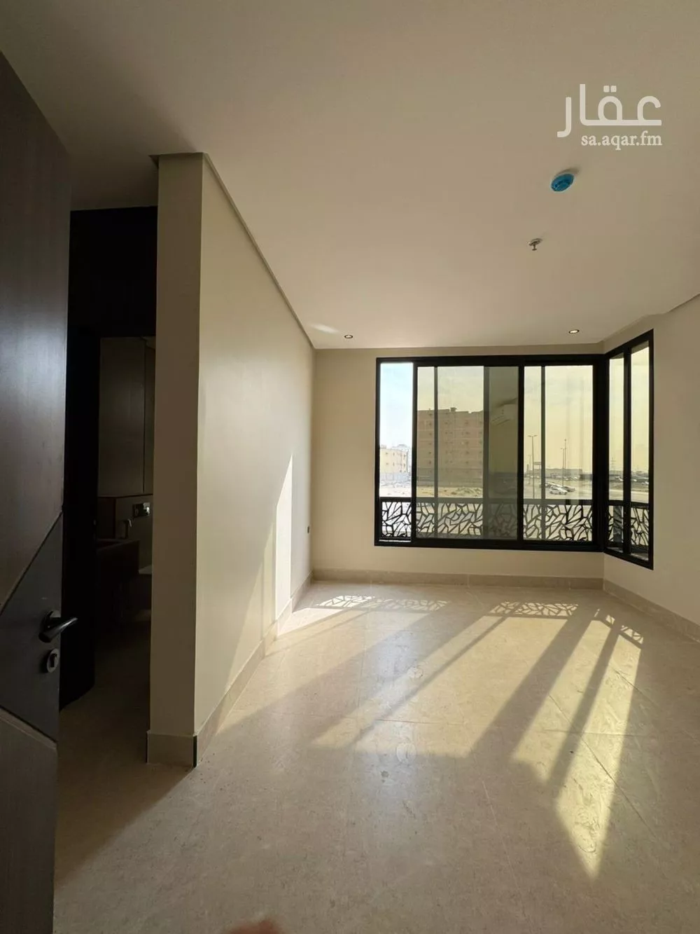 شقة 5 غرف في طيبة 4