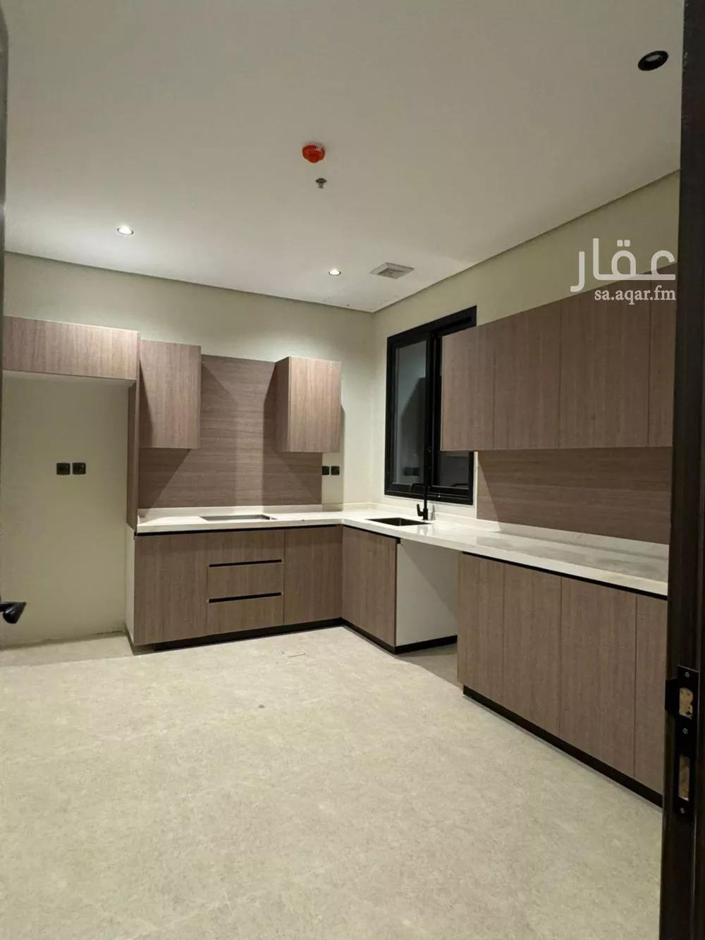 4 bedroom apartment in Taibah, Eastern Province 18