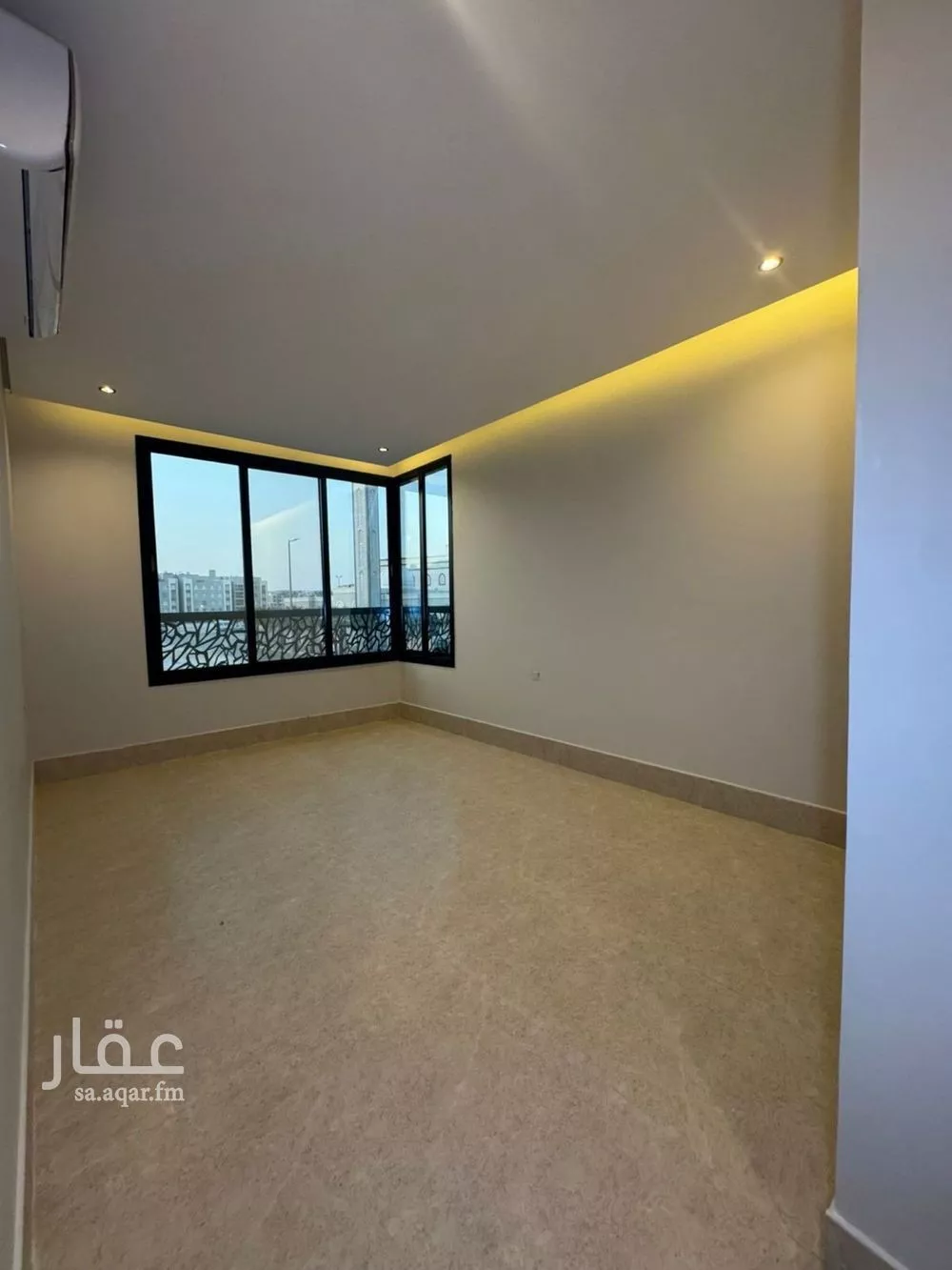 4 bedroom apartment in Al Hamra 5