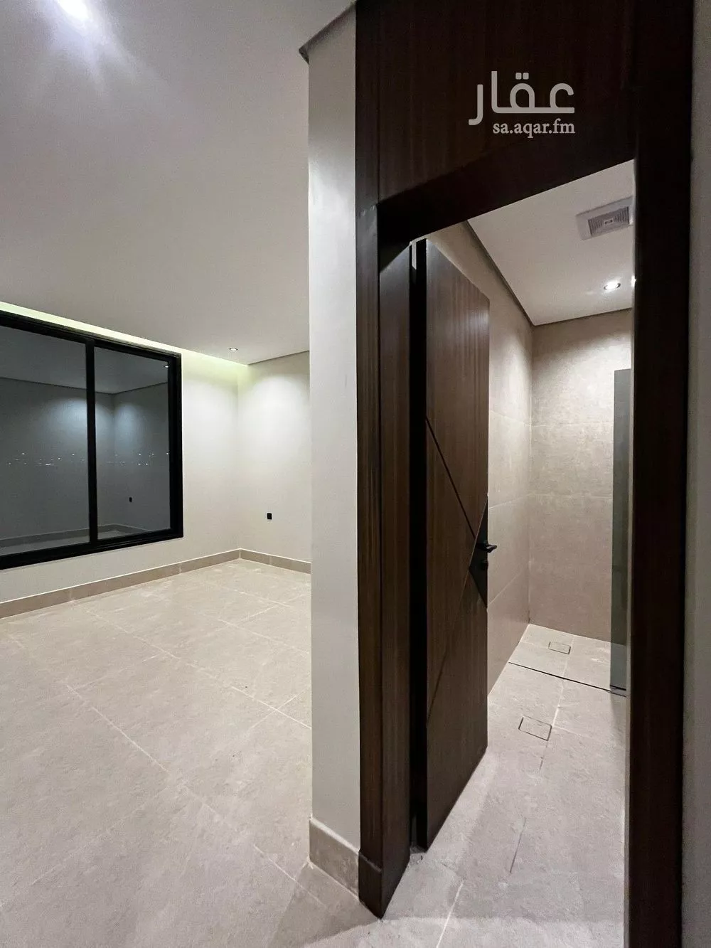 شقة 5 غرف في الحمرا 3