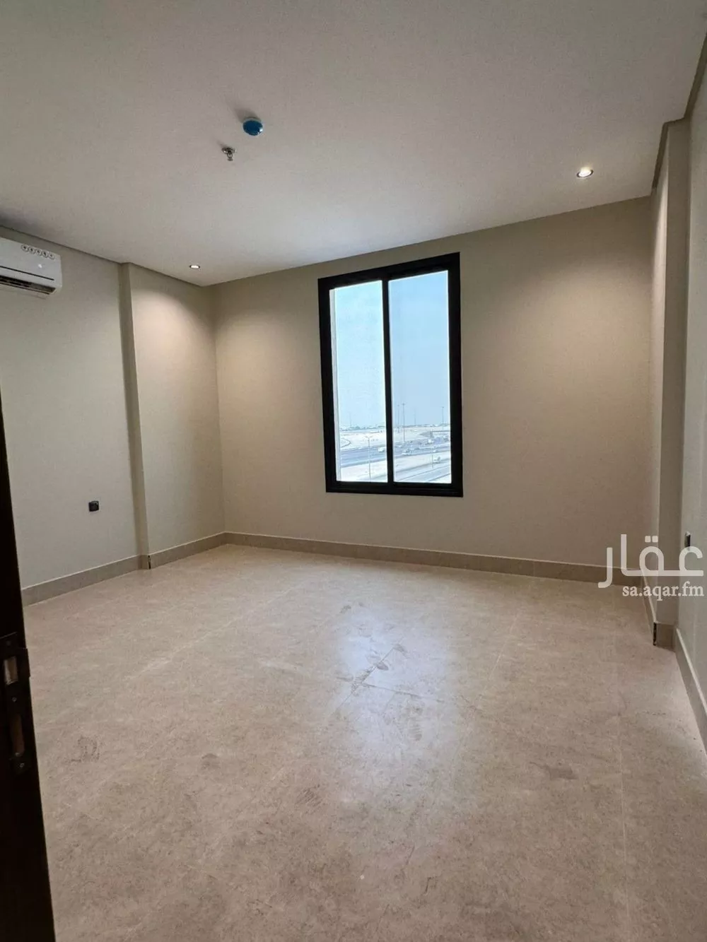4 bedroom apartment in Taibah, Eastern Province 10