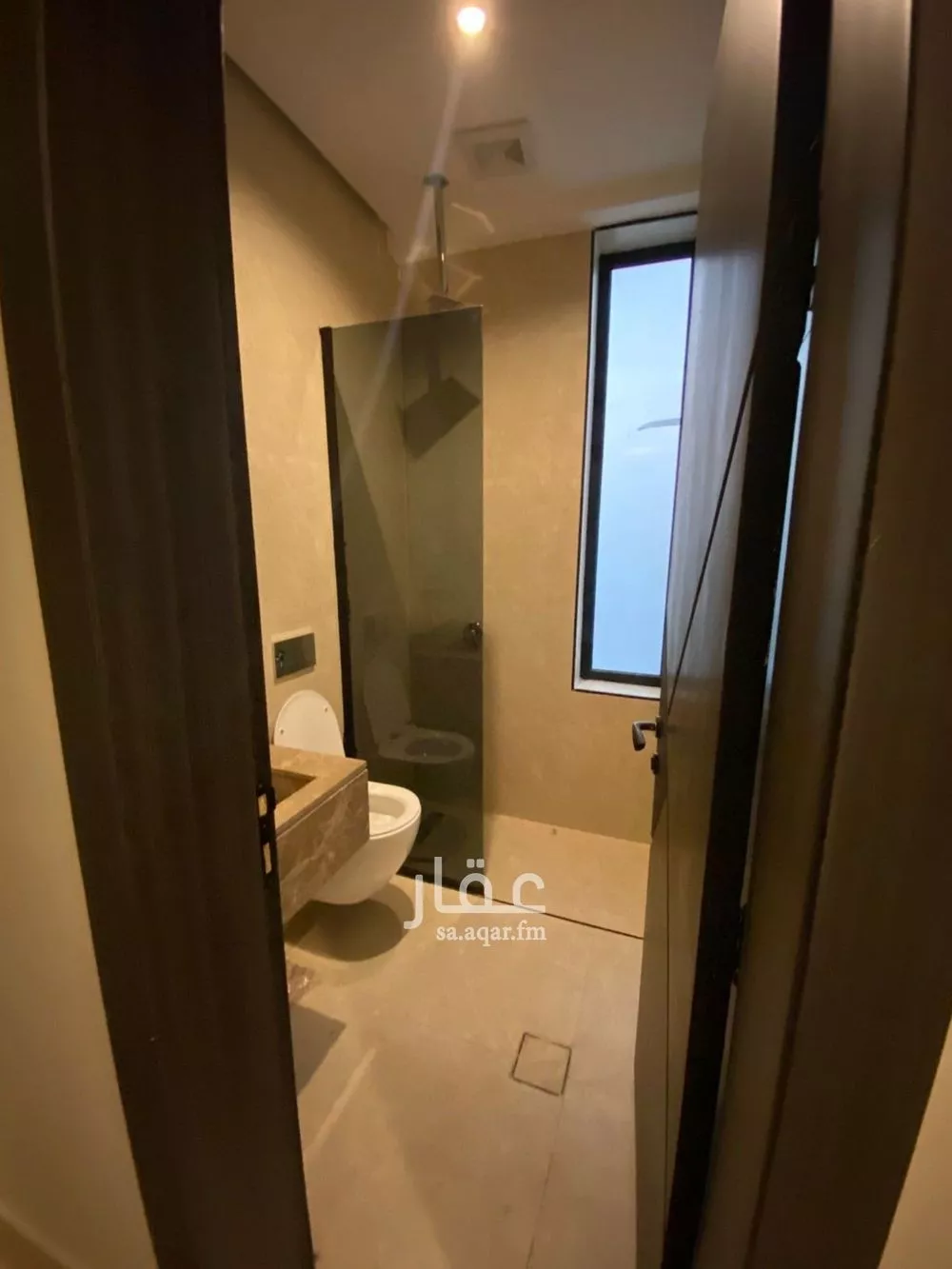 شقة 5 غرف في الحمرا 1