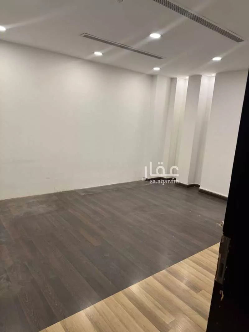 8 bedroom office in Al Muhammadiyah, Jeddah 18