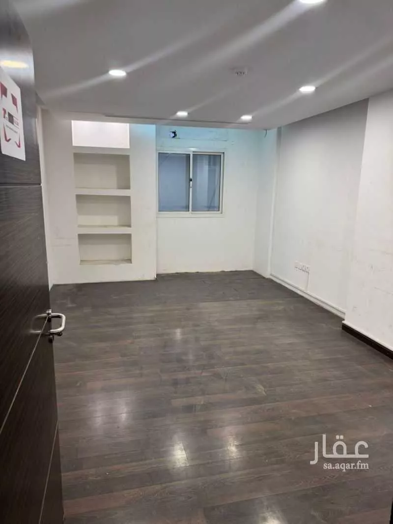 4 bedroom office in Al Muhammadiyah, Jeddah 6