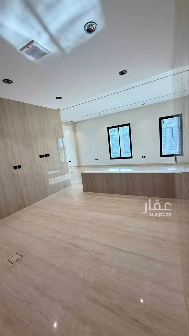 5 bedroom floor in Ash Sharq 2
