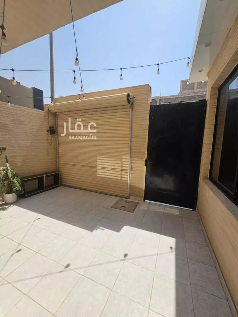 فيلا 8 غرف في الرمال 4