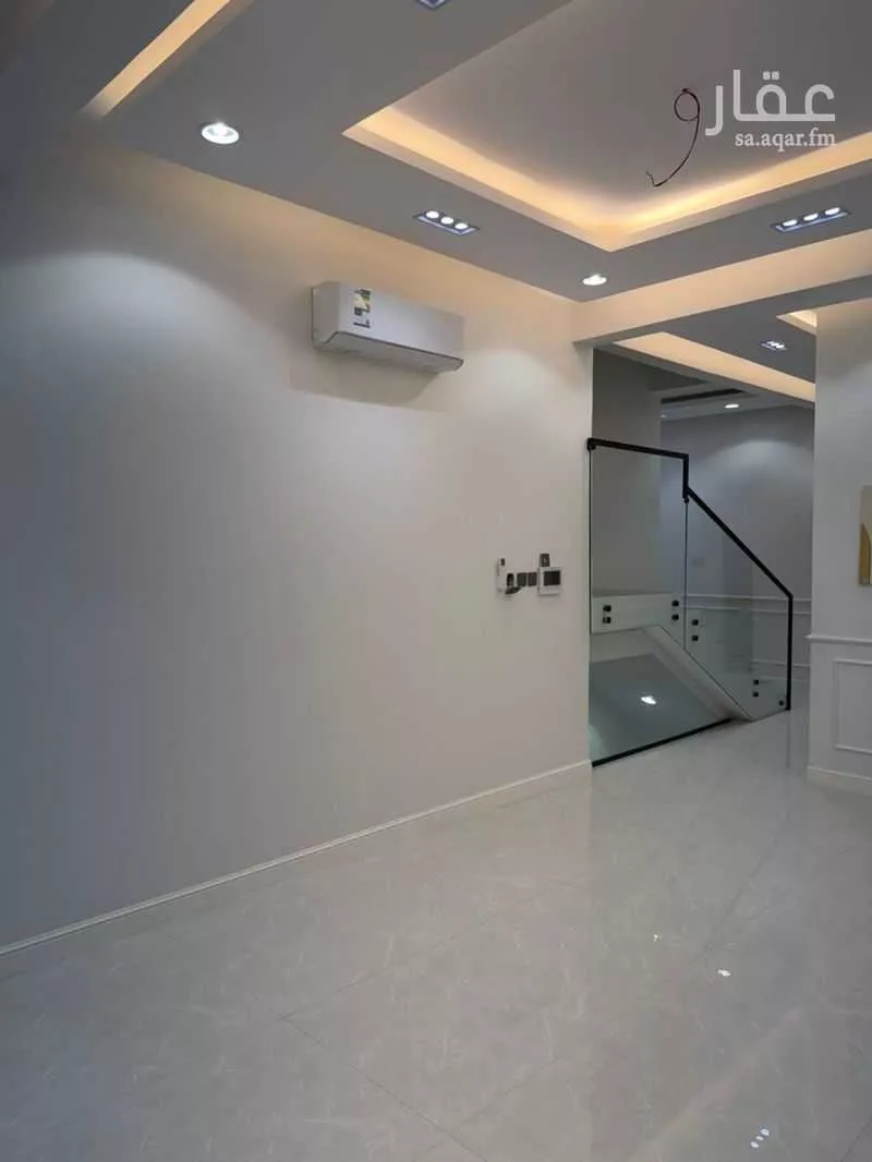 8 bedroom villa in Al Munsiyah 3