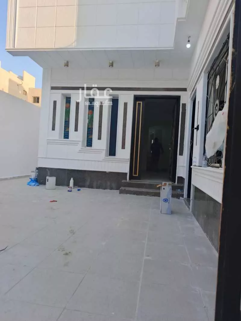 14 bedroom apartment in Al Rimal 3