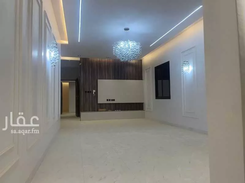 5 bedroom floor in Al Janadriyah 4