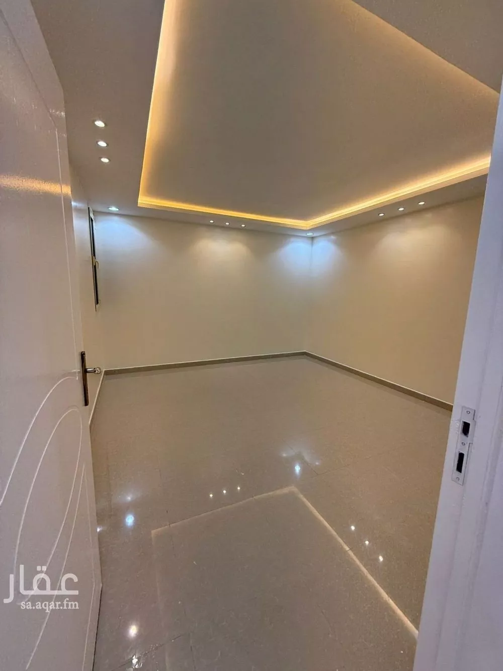 3 bedroom apartment in Dhahrat Laban, Riyadh 9