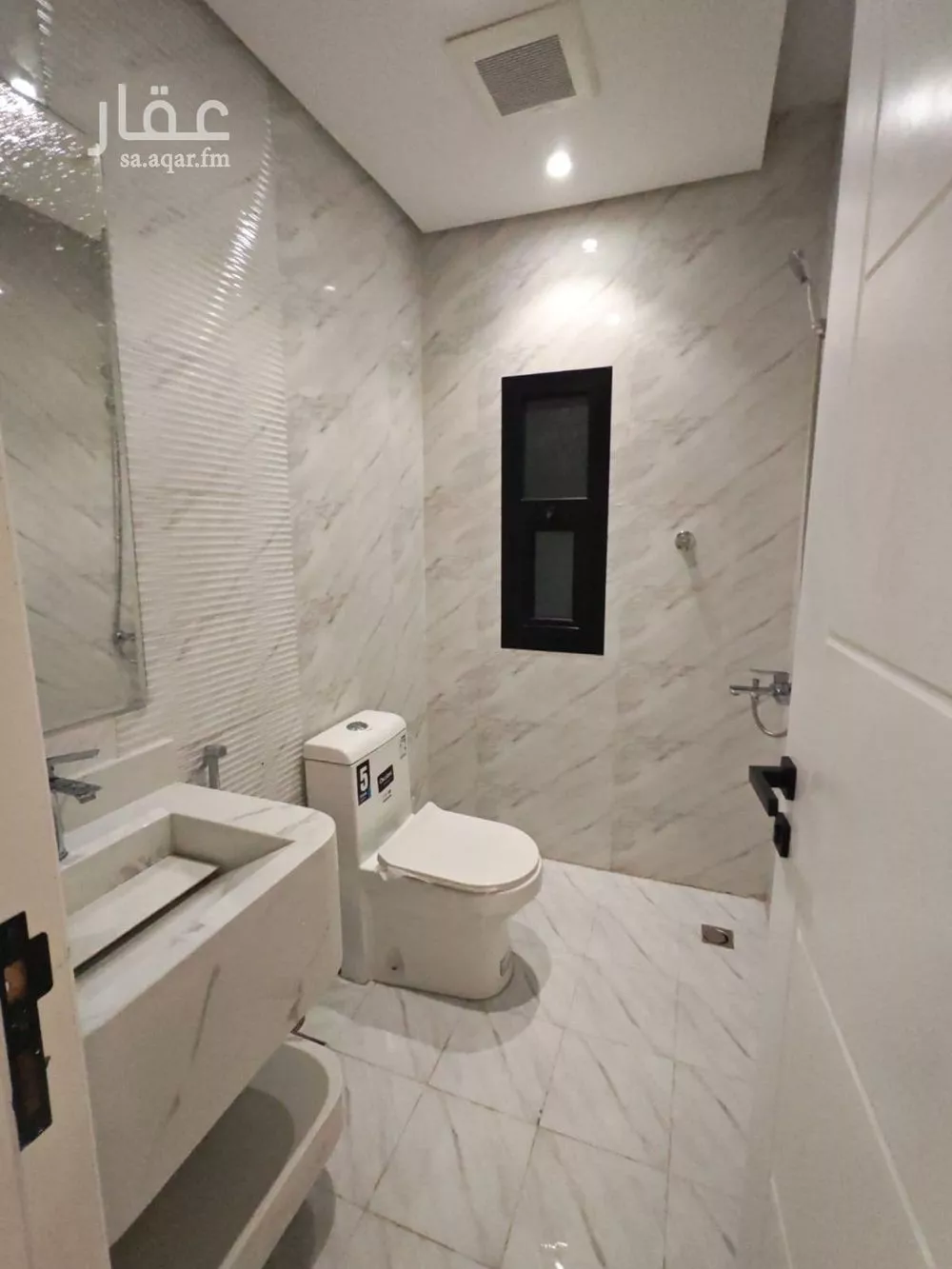 شقة 1 غرف في المونسية 1