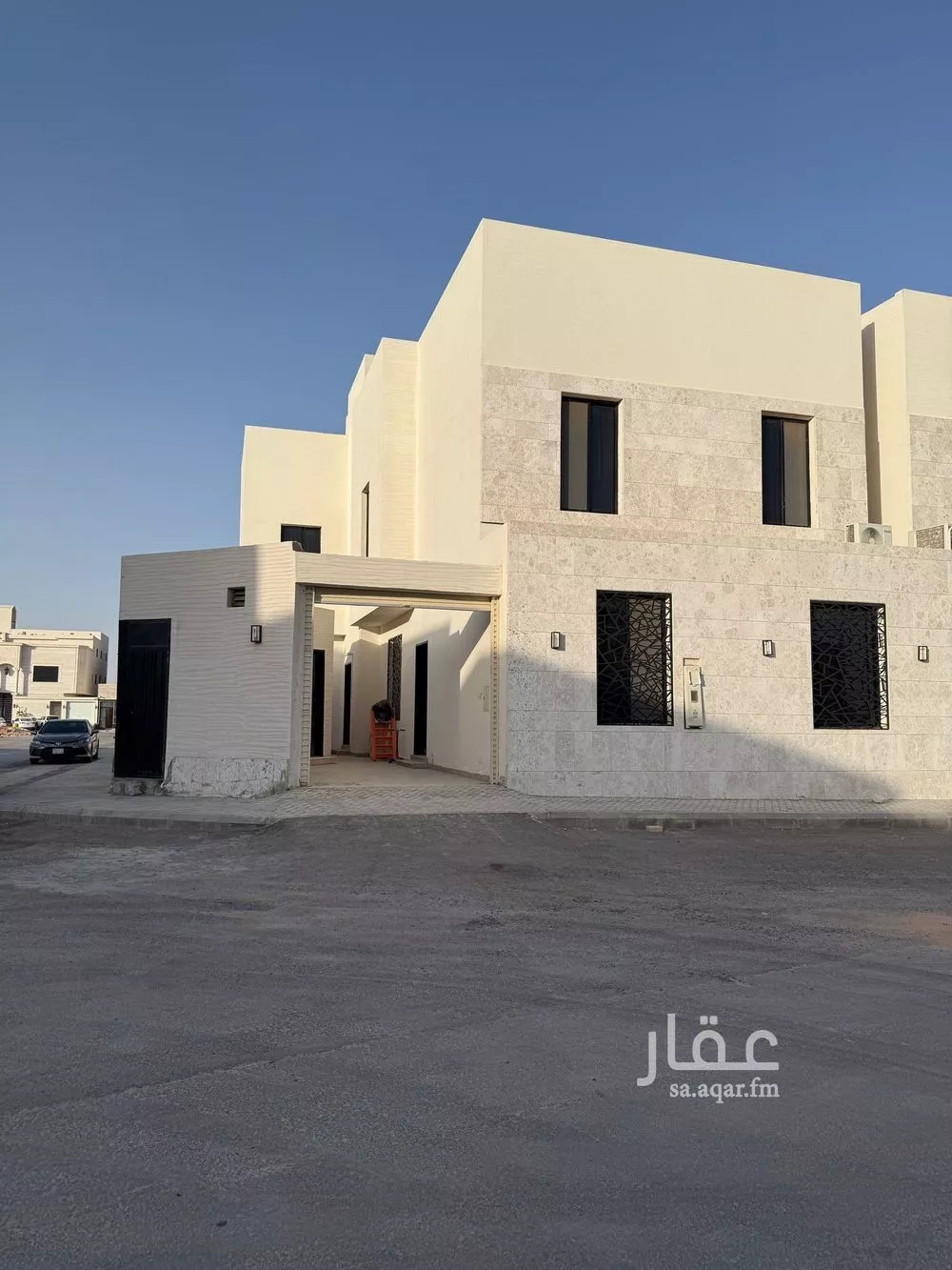 5 bedroom villa in Al Mahdiyyah 3