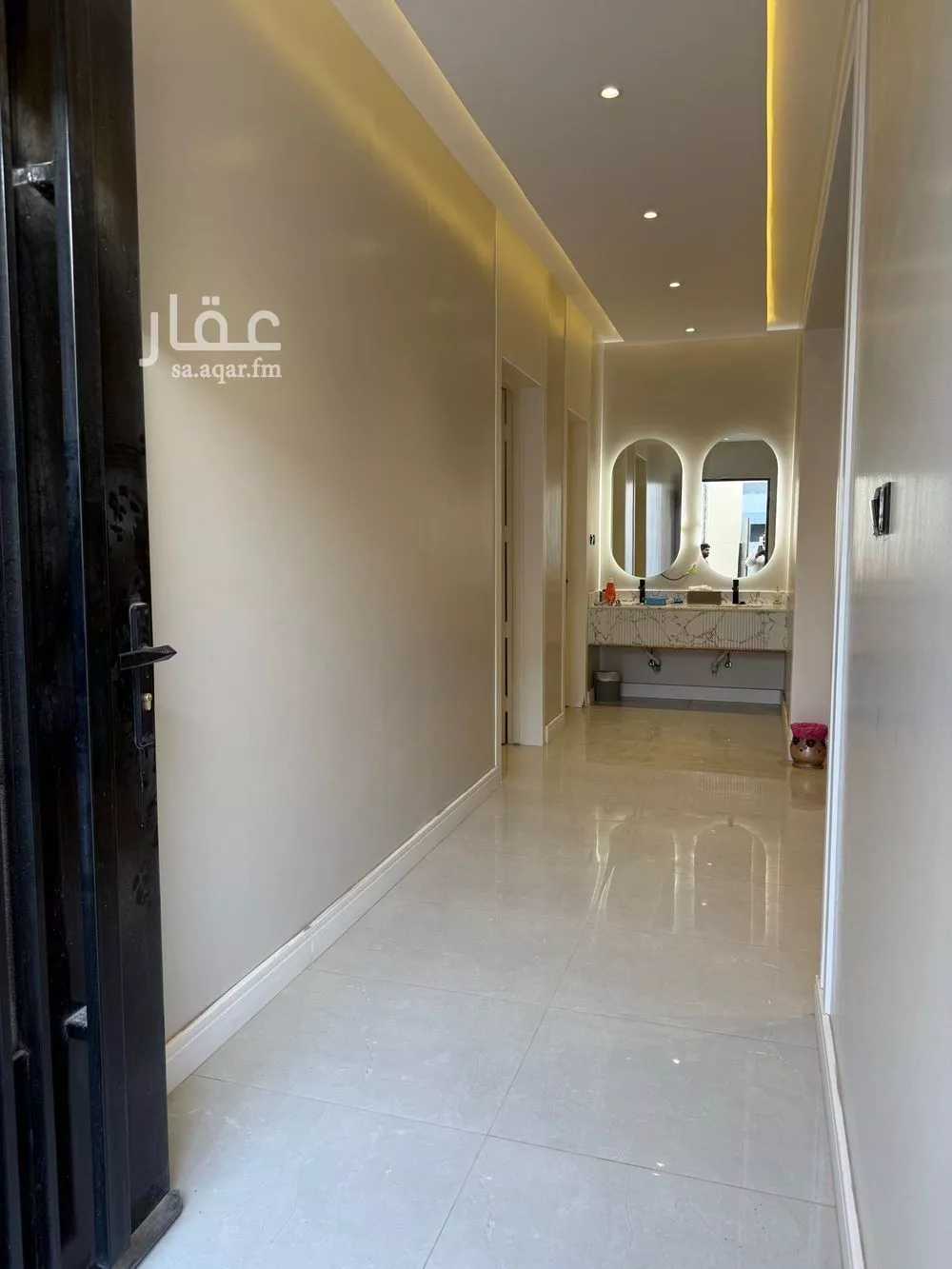 5 bedroom villa in Al Mahdiyyah 5