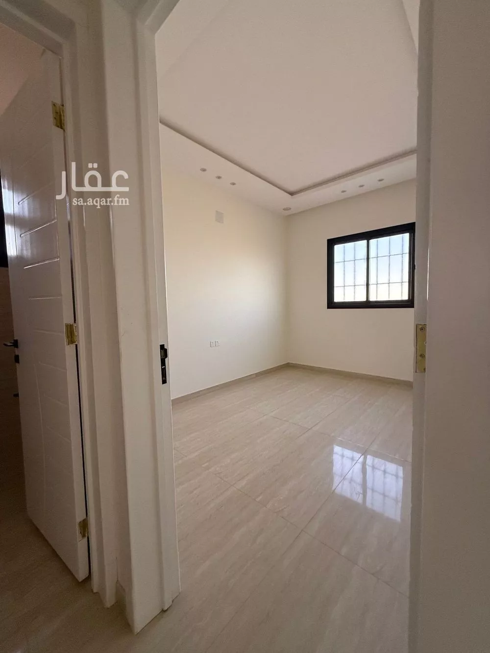 فيلا 6 غرف في المهدية 3