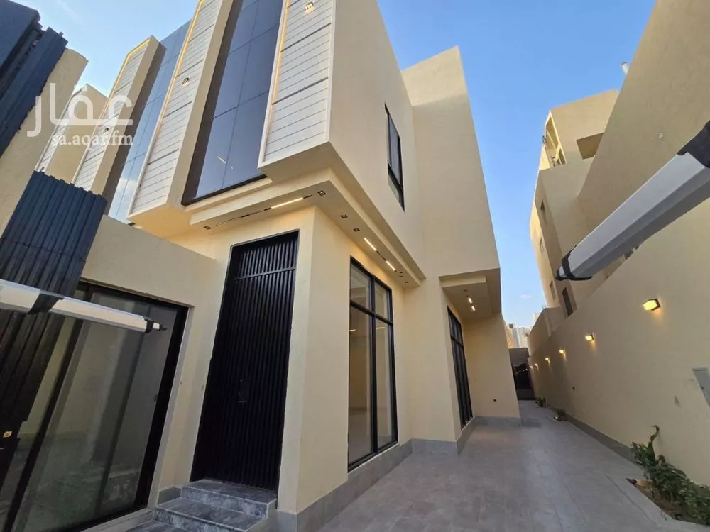 5 bedroom apartment in Al Narjis 1