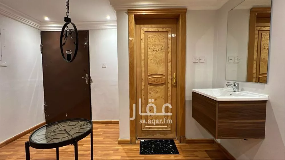 3 bedroom apartment in Ishbiliyah, Riyadh 4