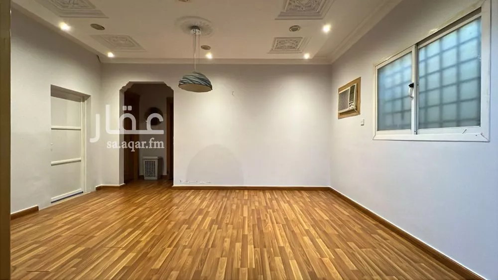 3 bedroom apartment in Ishbiliyah, Riyadh 7