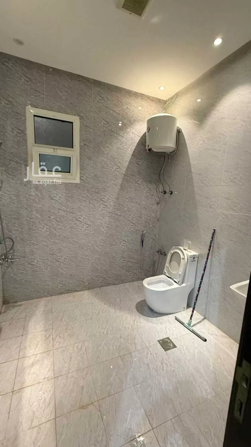 3 bedroom apartment in Al Malqa 3