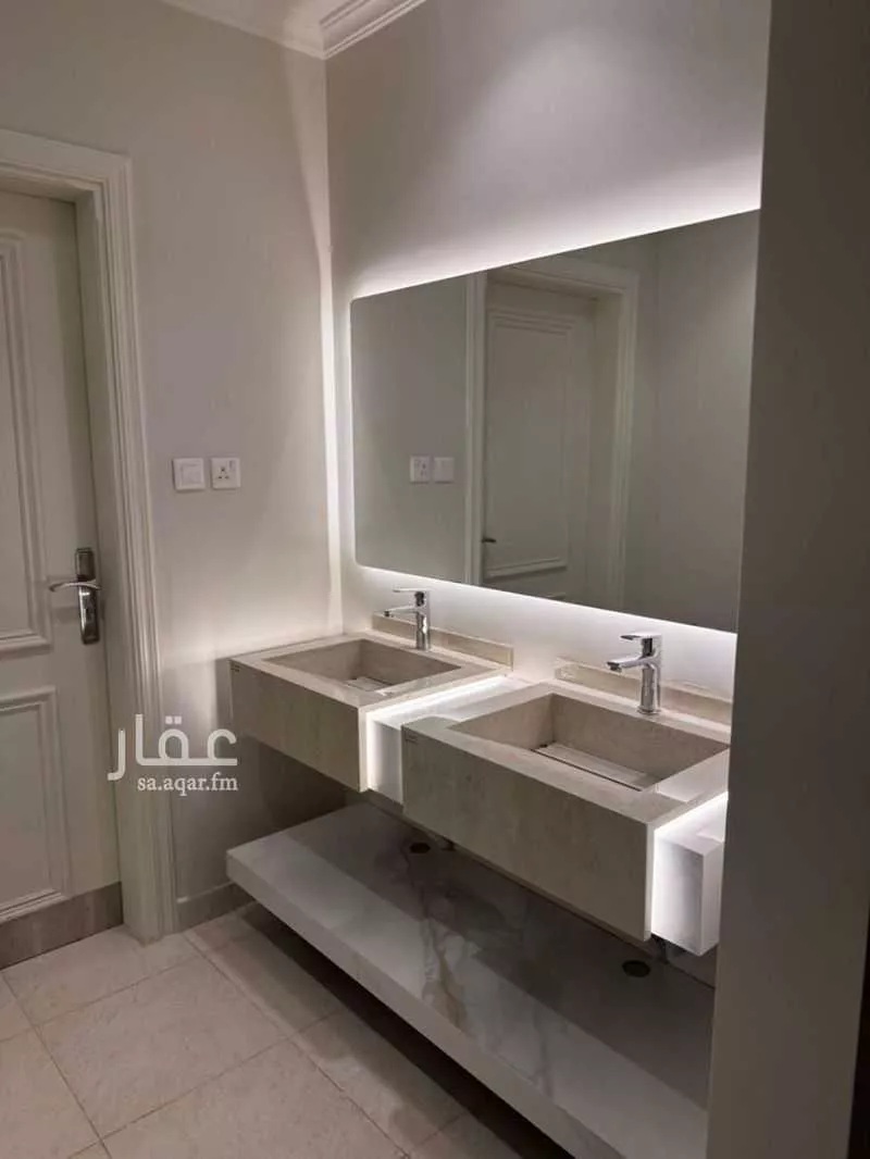 5 bedroom villa in Hittin 4