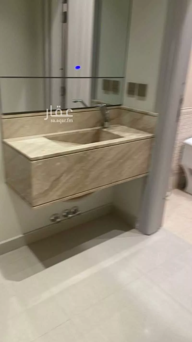 فيلا 5 غرف في الملقا 1